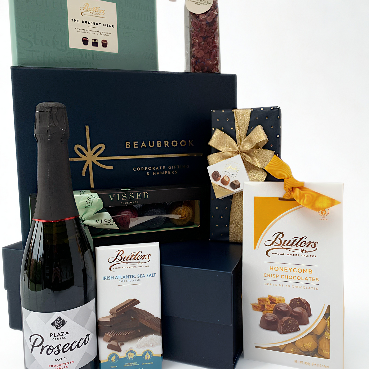 Luxury corporate hamper from Willowsbrook with festive packaging